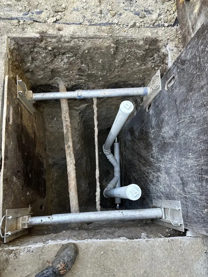 Experienced plumber completing Drain Cleaning work in Childress